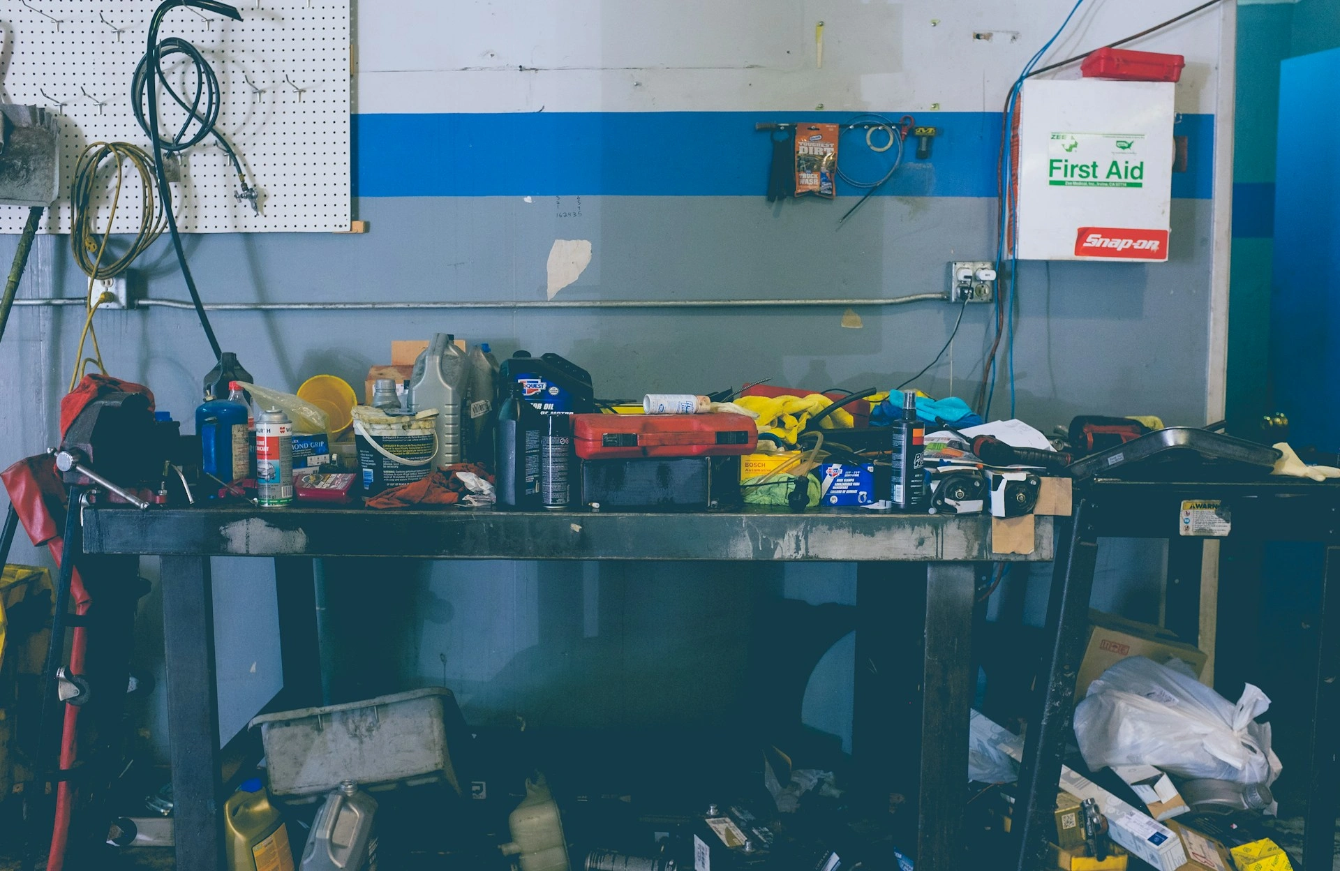 Hoarding cleanout service in Silverdale WA — compassionate and discreet